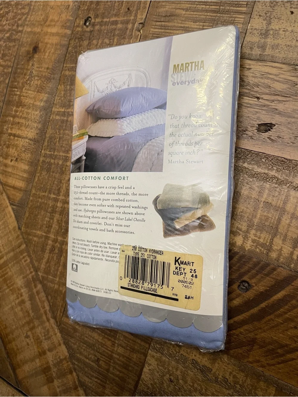 VTG Martha Stewart Everyday Light Blue Scalloped Pillowcases 250TC 100% Cotton
